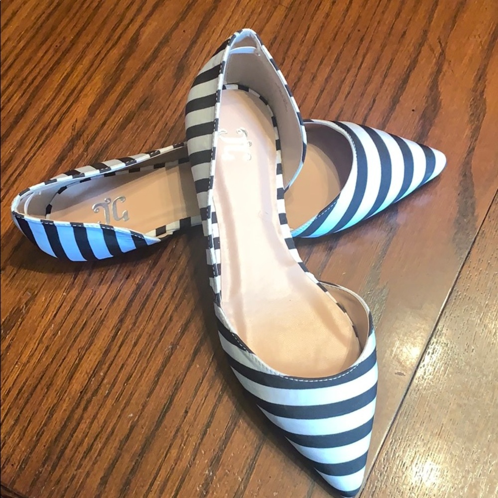 Striped pointed toe flats